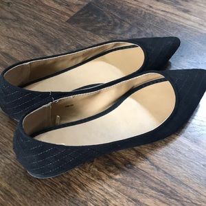 Gap black velvet flats